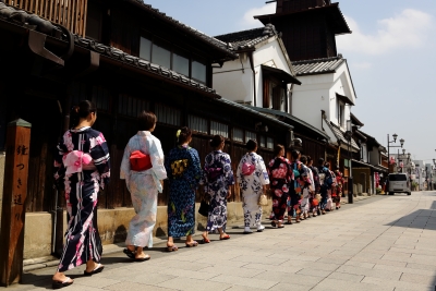 A Walking Tour at Kawagoe (historical buildings, delicious gourmet food)